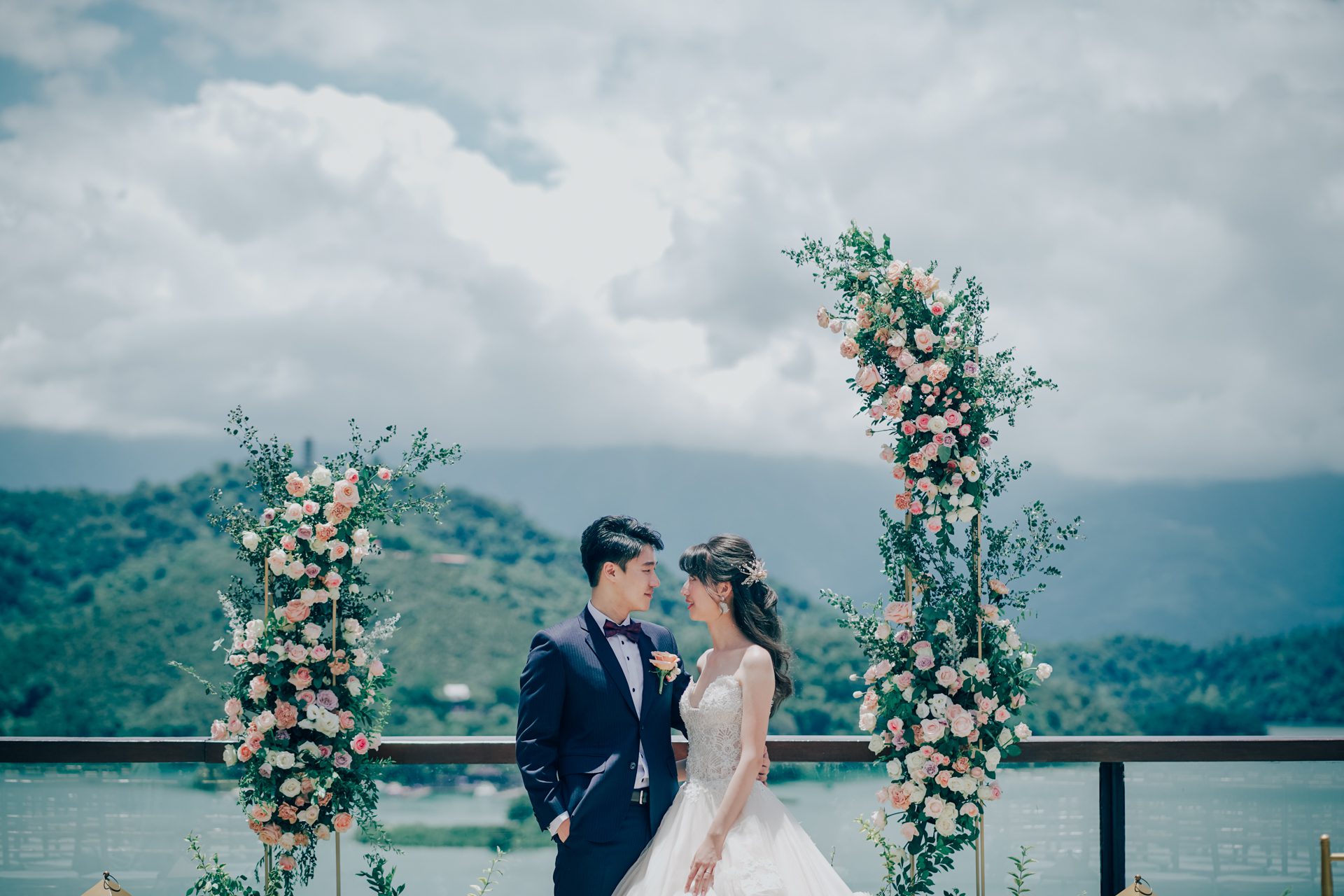 Kevin Lily 美式婚禮｜戶外證婚｜婚禮顧問｜婚禮紀錄｜婚禮攝影｜日月潭涵碧樓酒店
